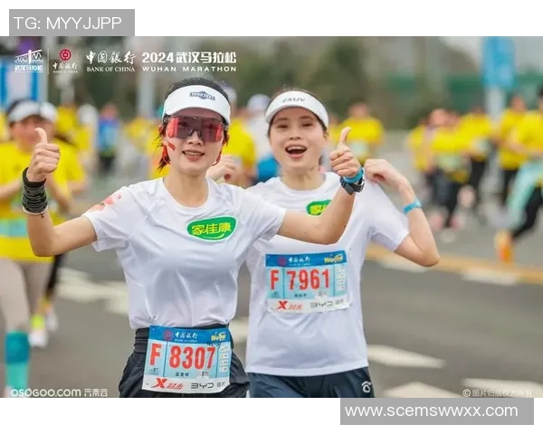 武汉攀岩队在城市马拉松中的团队协作表现精彩点评与分析