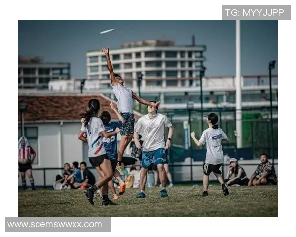 黄军独家分享飞盘技巧与心得体会助你提升飞盘水平的秘诀